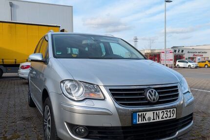 VW Touran 232.000 km 5.100 &euro; Menden (Sauerland) 58708