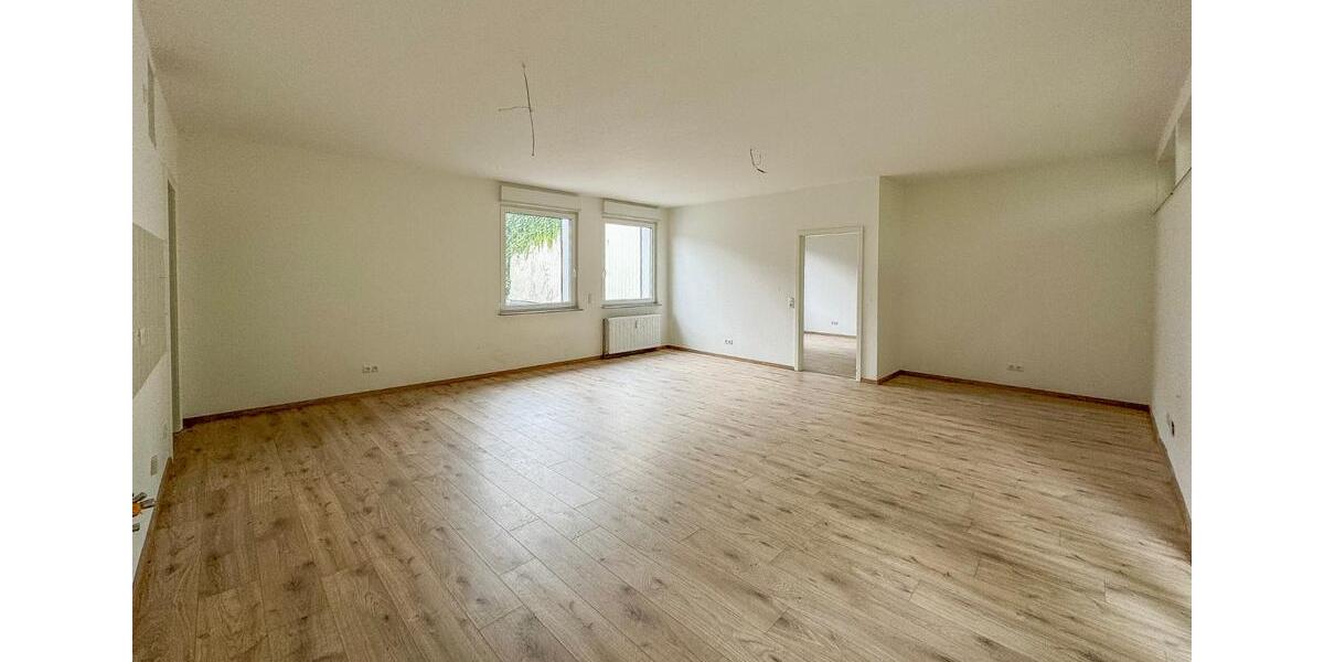 Etagenwohnung Hagen Hagen-Mitte - 2 Zimmer, 90 m&sup2;, 630&euro; | Angebot:25252400