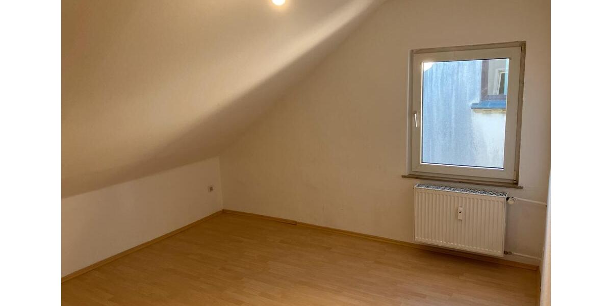 Dachgeschoßwohnung Iserlohn Gerlingsen - 3 Zimmer, 75 m&sup2;, 620&euro; | Angebot:25979661