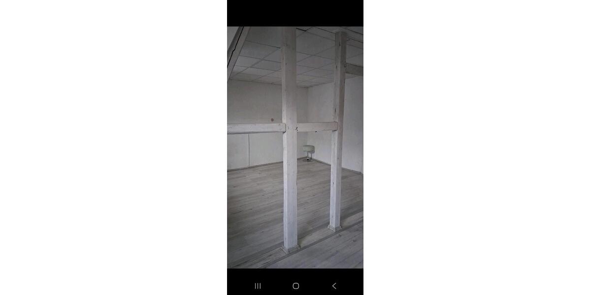 Dachgeschoßwohnung Schalksmühle - 3 Zimmer, 74 m&sup2;, 95.000&euro; | Angebot:27525110