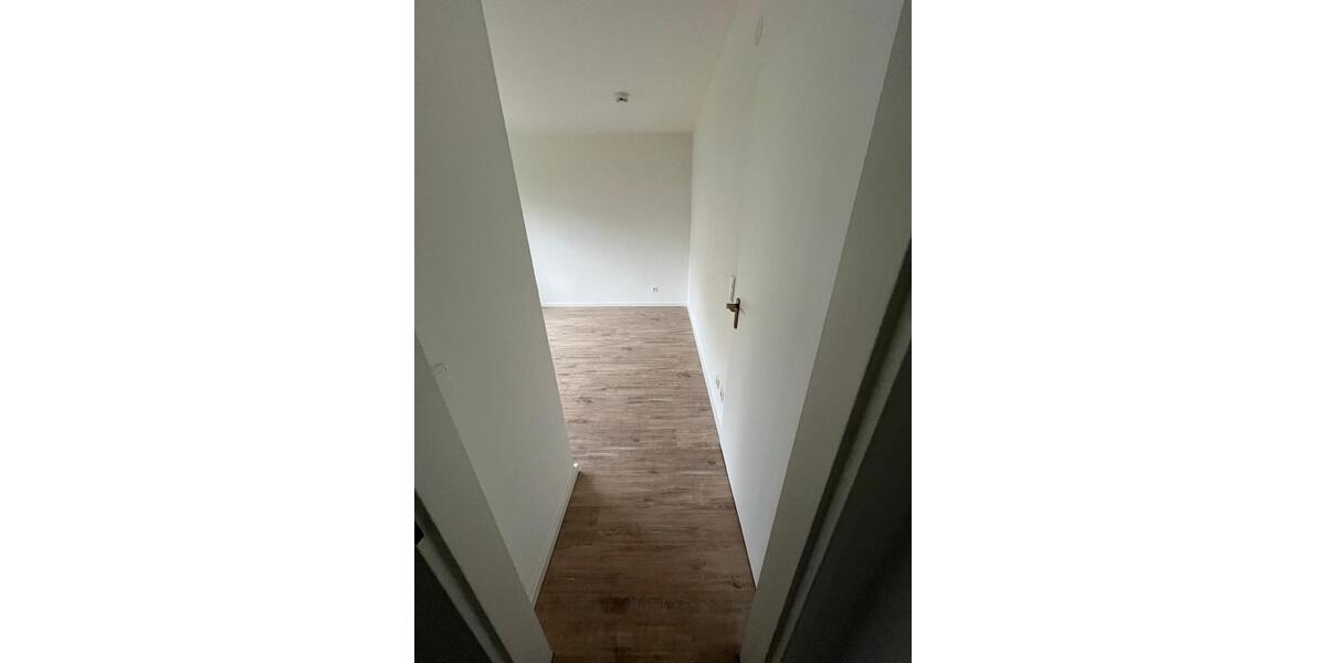 Erdgeschoßwohnung Hagen Hagen-Nord - 1 Zimmer, 20 m&sup2;, 265&euro; | Angebot:25061893
