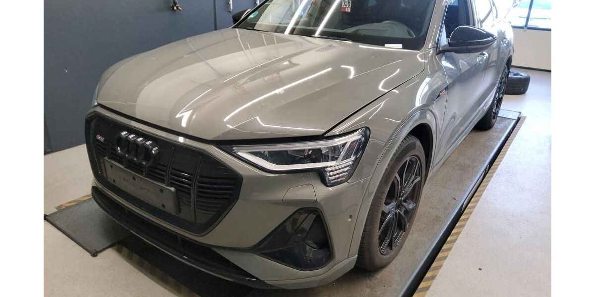 Audi e-tron 58.654 km 39.940 &euro; Hagen 58091