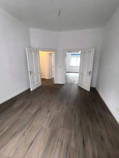 Etagenwohnung Lüdenscheid Staberg - 4 Zimmer, 131 m&sup2;, 850&euro; | Angebot:25697110