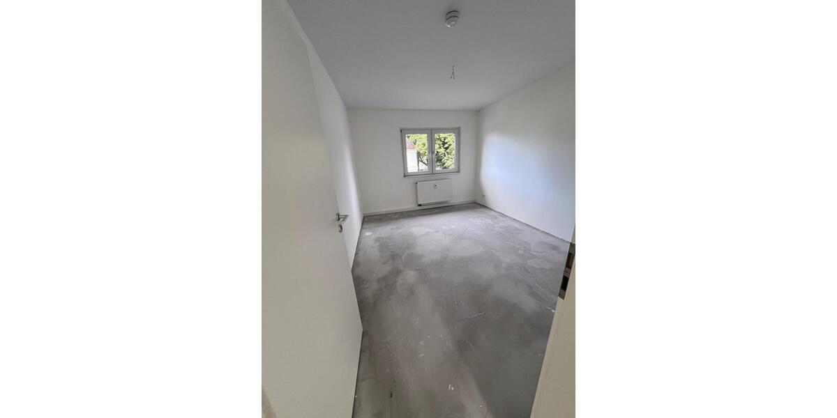 Erdgeschoßwohnung Lünen Alstedde - 3.5 Zimmer, 50 m&sup2;, 451&euro; | Angebot:25956752