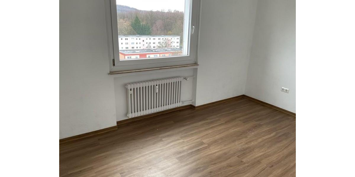 Etagenwohnung Iserlohn - 3 Zimmer, 79 m&sup2;, 584&euro; | Angebot:24912366