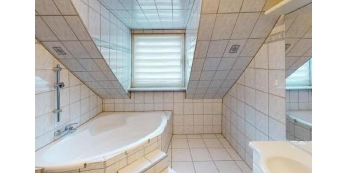 Etagenwohnung Werdohl - 4.5 Zimmer, 108 m&sup2;, 790&euro; | Angebot:25613547