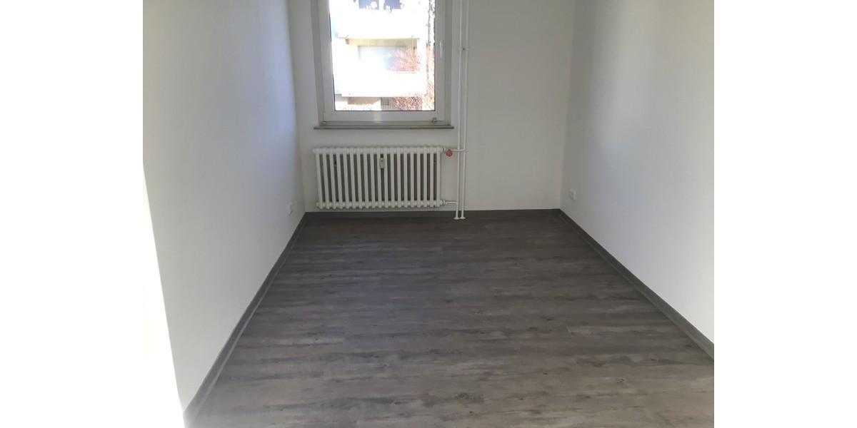Erdgeschoßwohnung Bochum Bochum-Mitte - 3 Zimmer, 54 m&sup2;, 494&euro; | Angebot:25754029