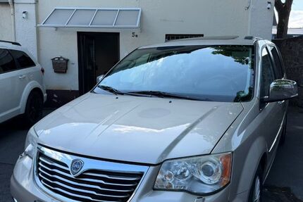 Lancia Voyager 179.000 km 9.870 &euro; Hemer 58675