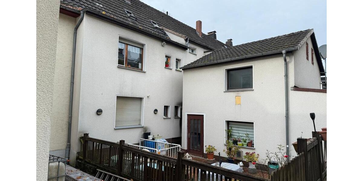 Reihenhaus Menden (Sauerland) - 6 Zimmer, 140 m&sup2;, 325.000&euro; | Angebot:24468870