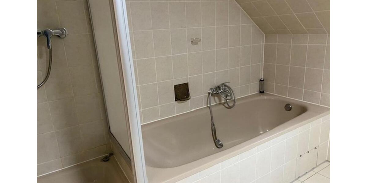 Dachgeschoßwohnung Lüdenscheid Brügge - 2 Zimmer, 69 m&sup2;, 550&euro; | Angebot:24334600