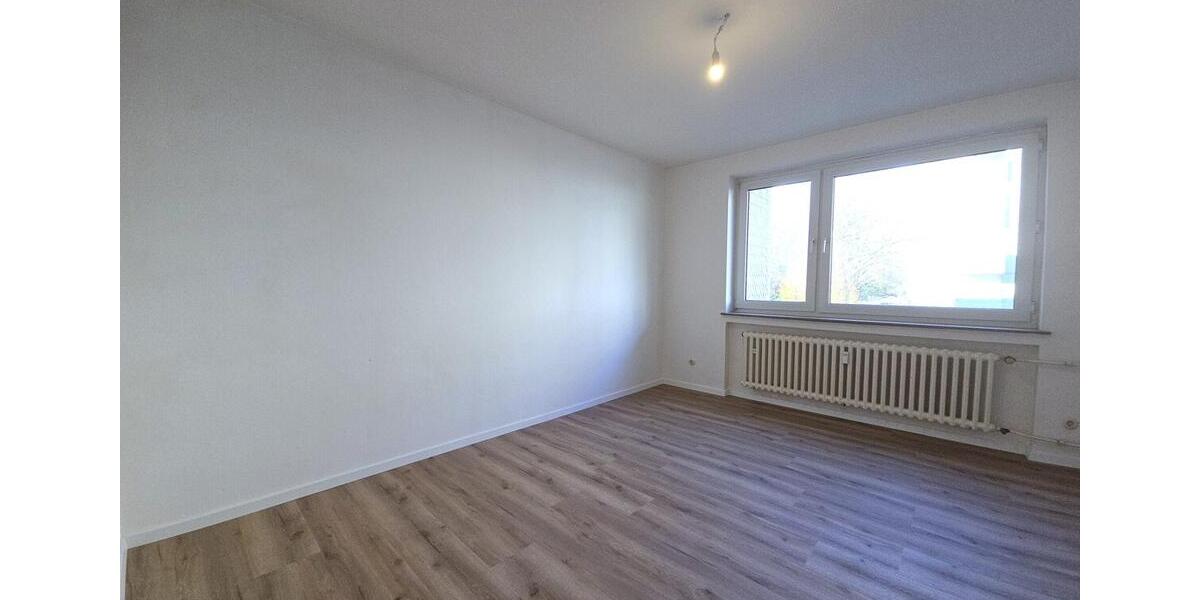 Etagenwohnung Bochum Laer - 3 Zimmer, 83 m&sup2;, 700&euro; | Angebot:26433782