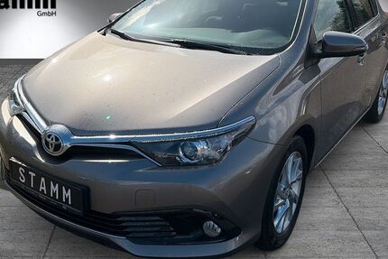 Toyota Auris 42.900 km 11.850 &euro; Menden 58708