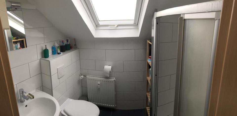 Dachgeschoßwohnung Kamen - 4.5 Zimmer, 60 m&sup2;, 470&euro; | Angebot:27583747