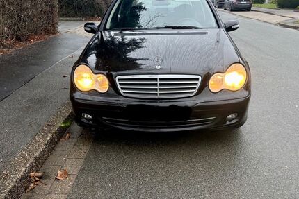 Mercedes-Benz C 180 317.000 km 1.900 &euro; Dortmund 44319