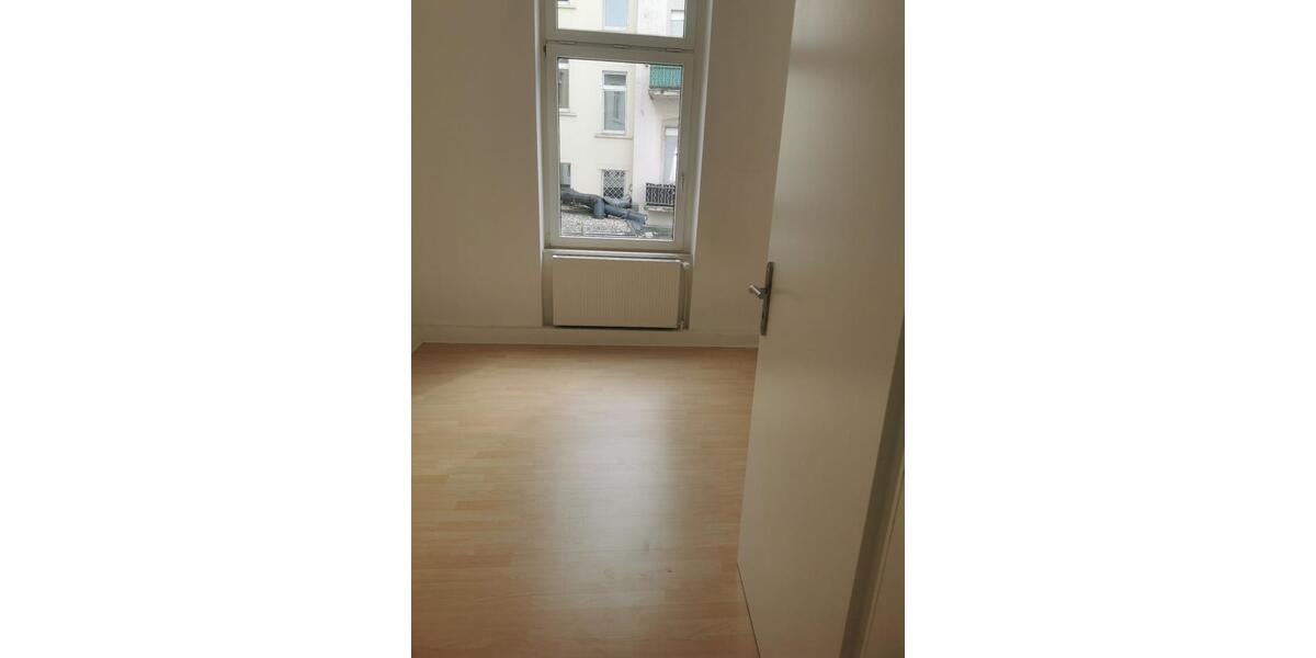 Etagenwohnung Iserlohn - 5 Zimmer, 160 m&sup2;, 990&euro; | Angebot:25852011