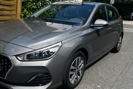 Hyundai i30 48.750 km 16.750 &euro; Hattingen 45525