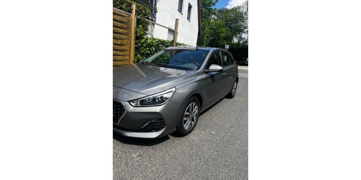 Hyundai i30 48.750 km 16.750 &euro; Hattingen 45525