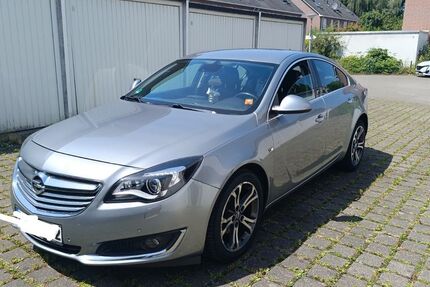 Opel Insignia 144.000 km 7.690 &euro; Bochum 44805