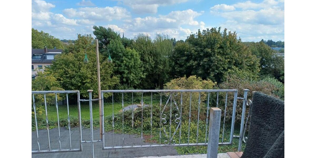 Dachgeschoßwohnung Dortmund Huckarde - 2 Zimmer, 60 m&sup2;, 600&euro; | Angebot:27604475