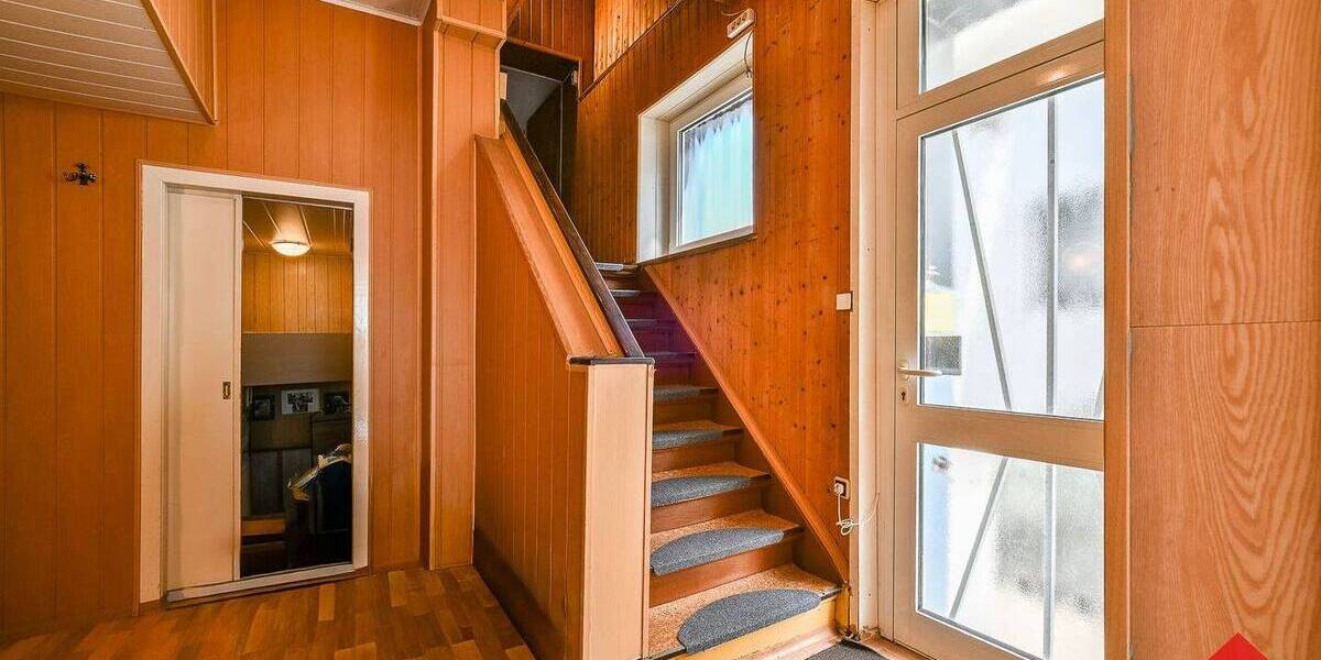 Einfamilienhaus mit Anbau und zwei Kfz-Stellplätzen in ruhiger Sackgassenlage - Doppelhaushälfte Dortmund Brackel | Angebot:26096632