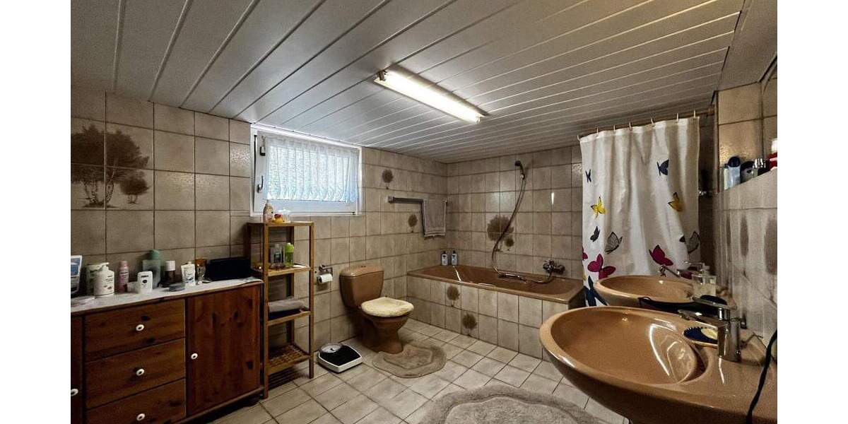 Mehrfamilienhaus, Wohnhaus Bochum Dahlhausen - 4 Zimmer, 94 m&sup2;, 249.000&euro; | Angebot:25695383