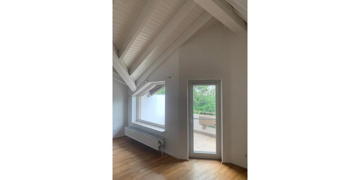 Dachgeschoßwohnung Gevelsberg - 2.5 Zimmer, 62 m&sup2;, 162.500&euro; | Angebot:26763382