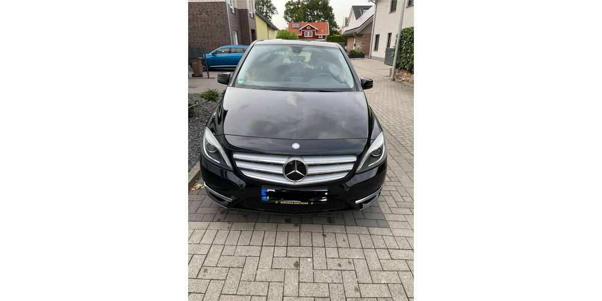 Mercedes-Benz B 180 126.000 km 9.900 &euro; Dortmund 44309