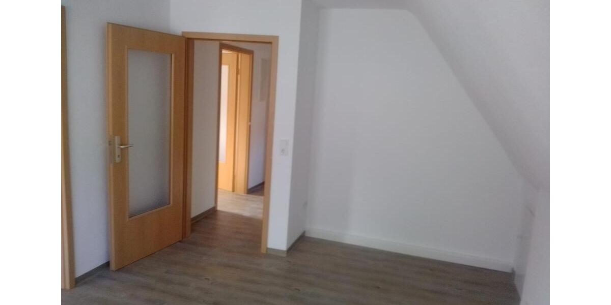 Dachgeschoßwohnung Nachrodt-Wiblingwerde Wiblingwerde - 2 Zimmer, 45 m&sup2;, 270&euro; | Angebot:24640447