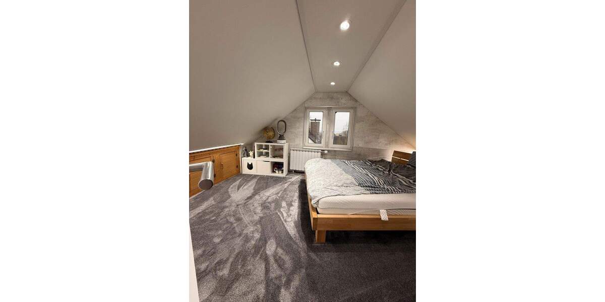 Doppelhaushälfte Gevelsberg Silschede - 8 Zimmer, 140 m&sup2;, 499.000&euro; | Angebot:25751271