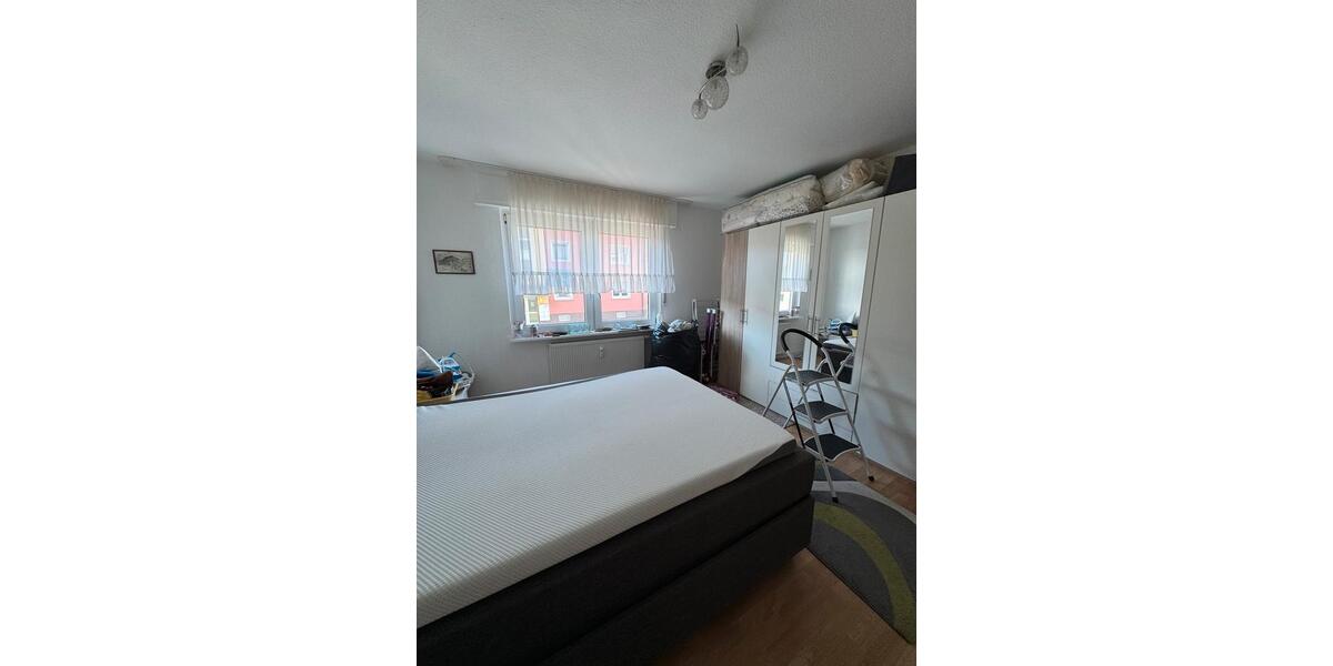 Erdgeschoßwohnung Hagen Hohenlimburg - 4 Zimmer, 60 m&sup2;, 430&euro; | Angebot:25294106