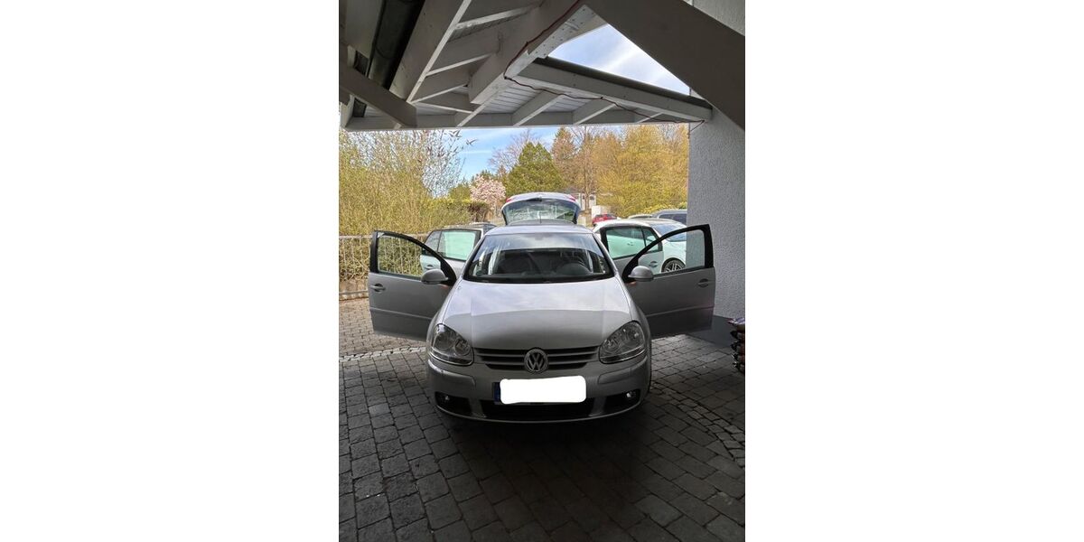VW Golf 76.000 km 4.800 &euro; Werdohl 58791