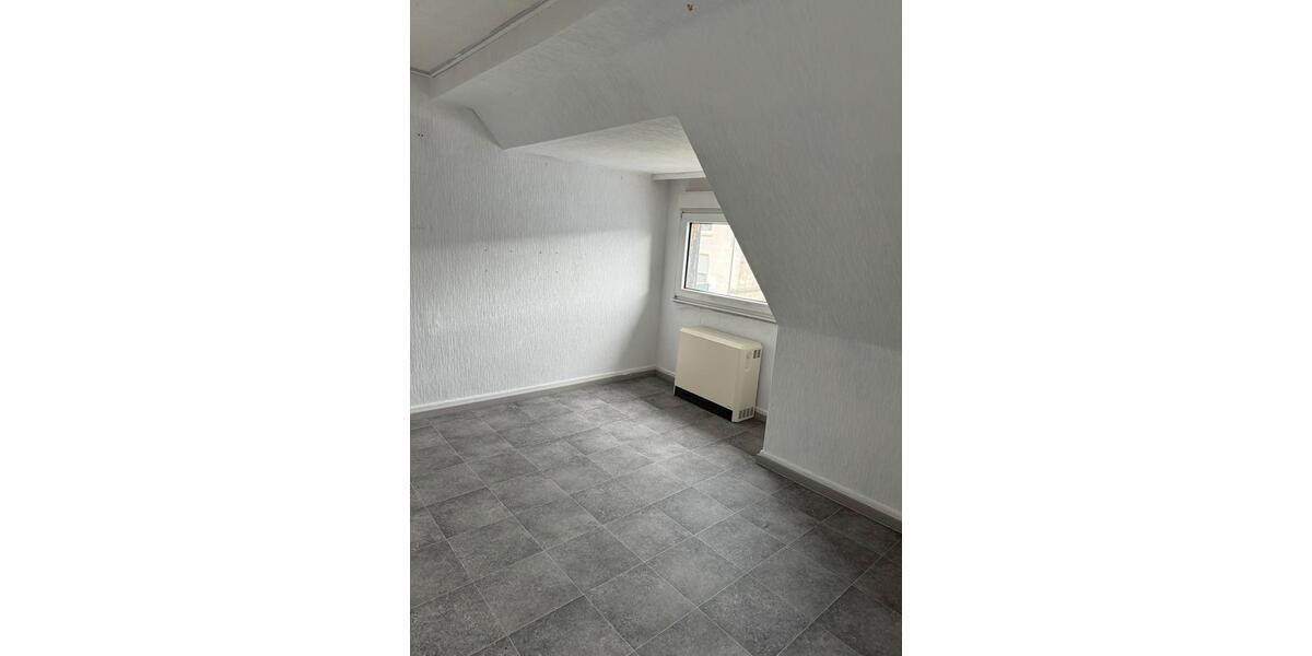 Dachgeschoßwohnung Hemer - 3 Zimmer, 54 m&sup2;, 425&euro; | Angebot:25638817