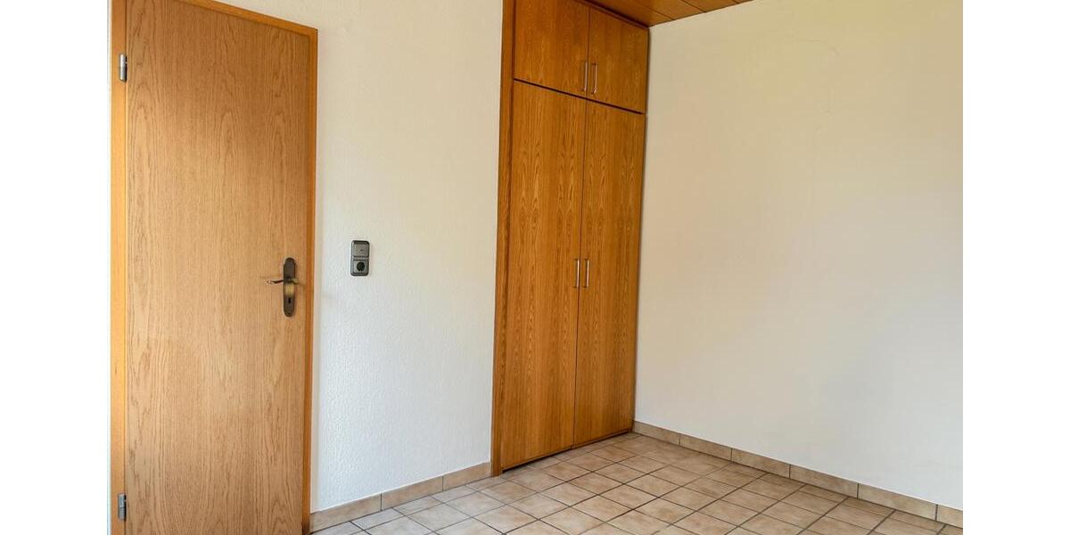 Etagenwohnung Bochum Bochum-Südwest - 2 Zimmer, 32 m&sup2;, 250&euro; | Angebot:24475067
