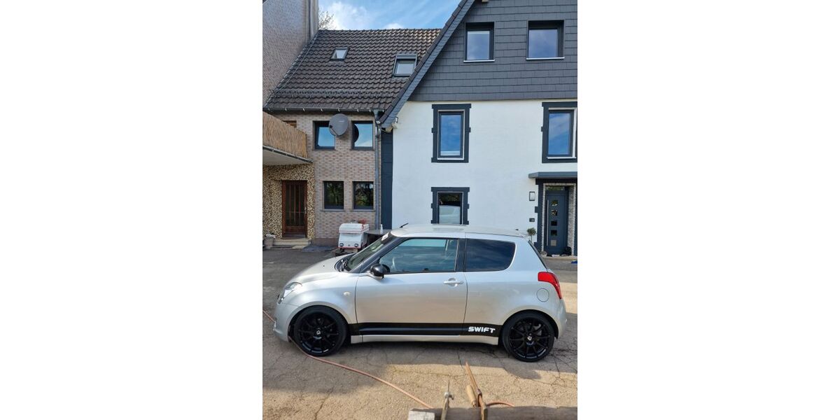 Suzuki Swift 168.000 km 2.700 &euro; Breckerfeld 58339