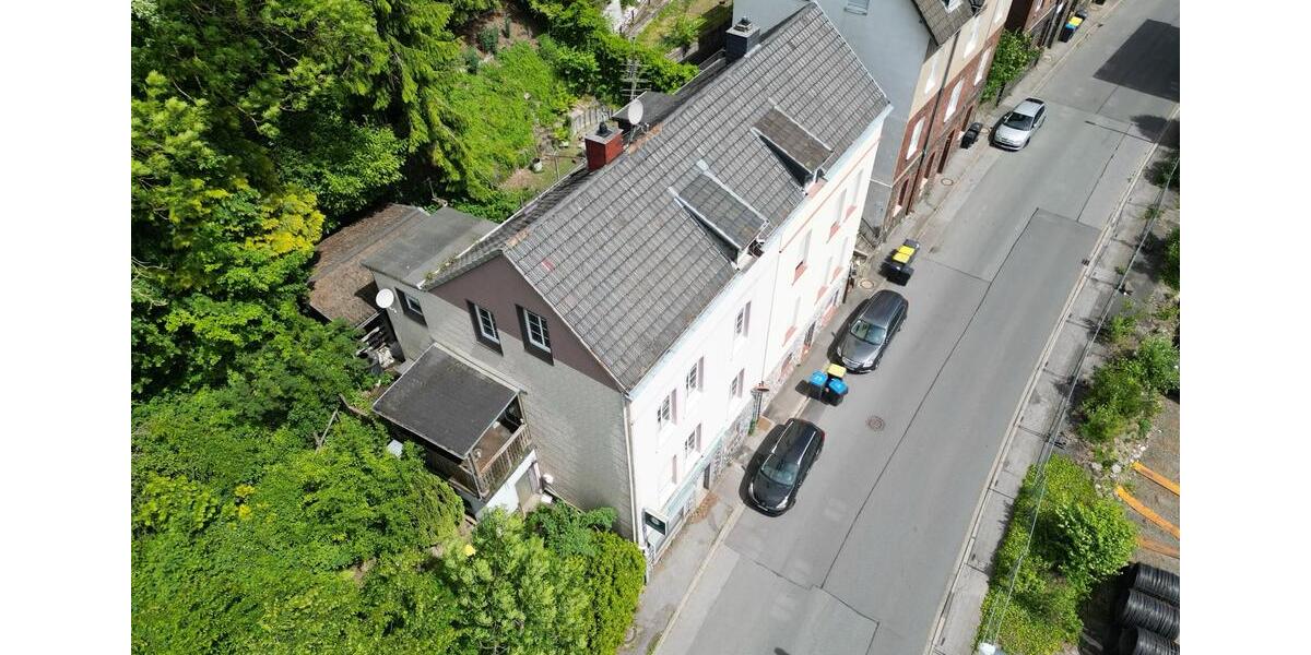 Doppelhaushälfte Altena - 10 Zimmer, 169 m&sup2;, 123.000&euro; | Angebot:26821762