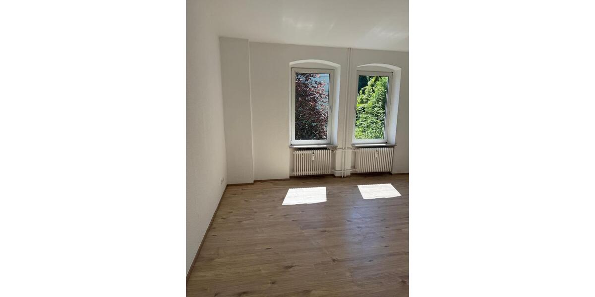 Etagenwohnung Hagen Dahl - 3.5 Zimmer, 83 m&sup2;, 500&euro; | Angebot:25874618