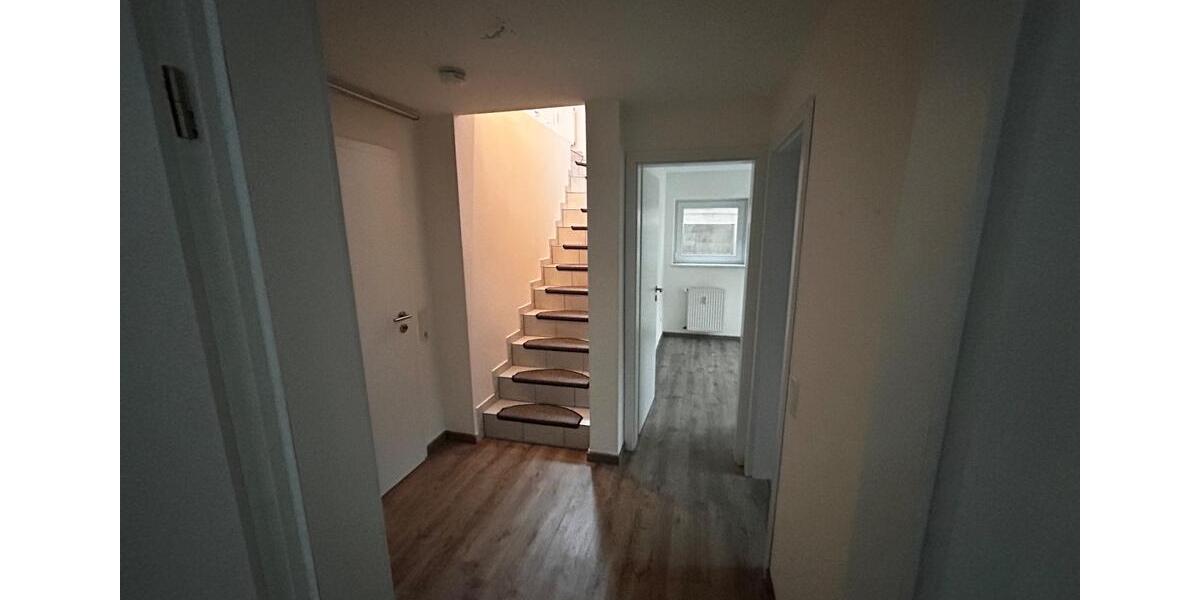 Etagenwohnung Holzwickede - 4 Zimmer, 126 m&sup2;, 339.000&euro; | Angebot:26516284