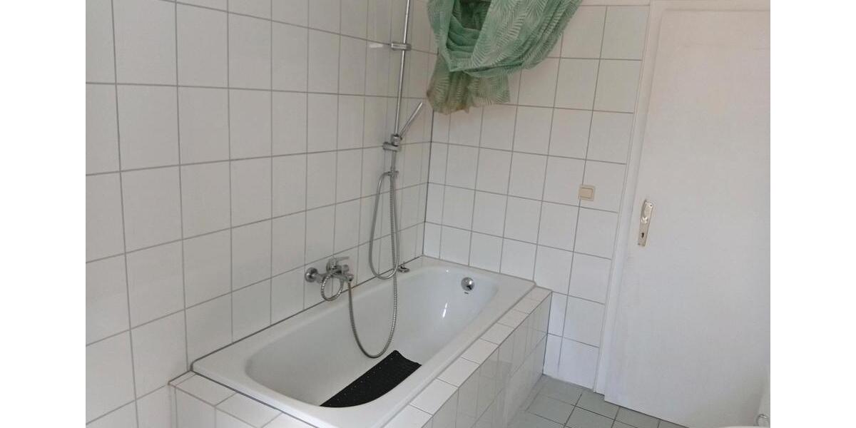 Erdgeschoßwohnung Werdohl - 4 Zimmer, 95 m&sup2;, 790&euro; | Angebot:27587187
