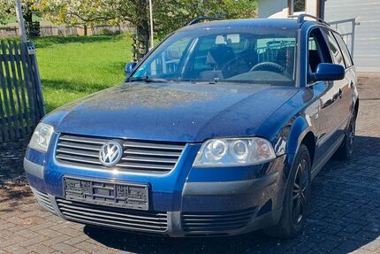 VW Passat Variant 284.000 km 800 &euro; Balve 58802