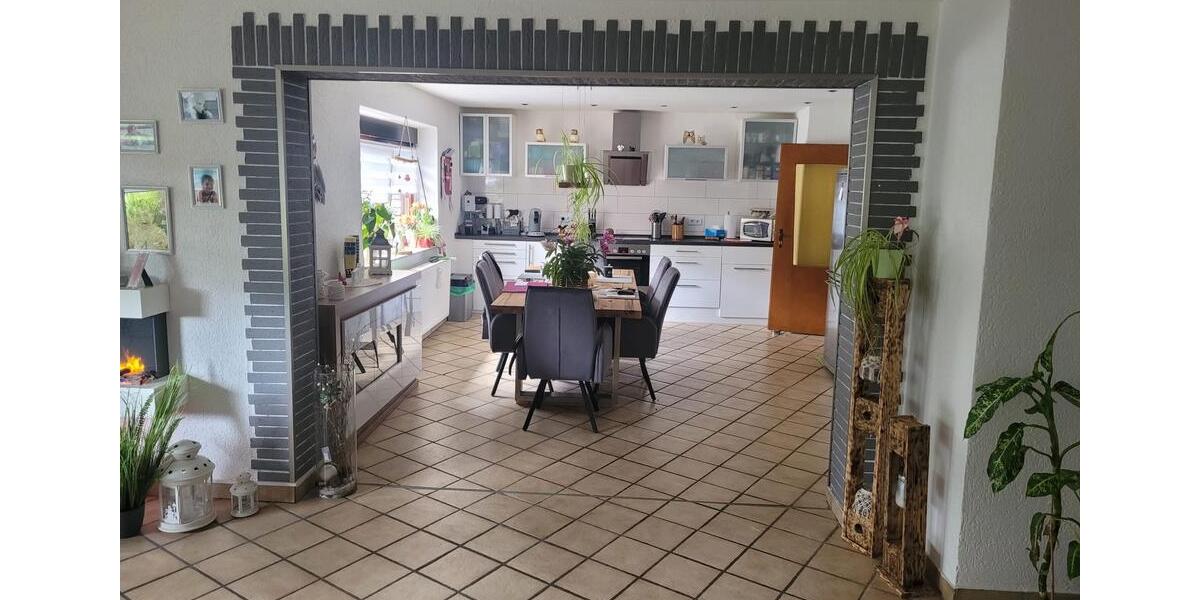 Etagenwohnung Lünen - 3.5 Zimmer, 94 m&sup2;, 990&euro; | Angebot:25723685