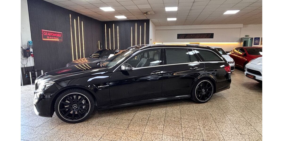 Mercedes-Benz E 63 AMG 137.367 km 37.950 &euro; Dortmund 44388