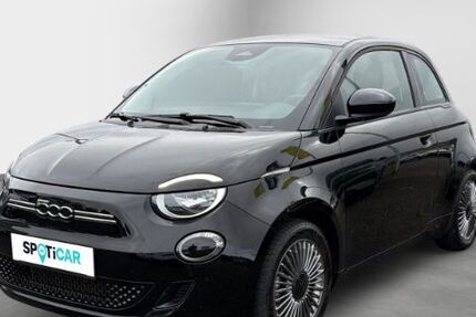 Fiat 500e 12.892 km 17.990 &euro; Balve-Langenholthausen 58802