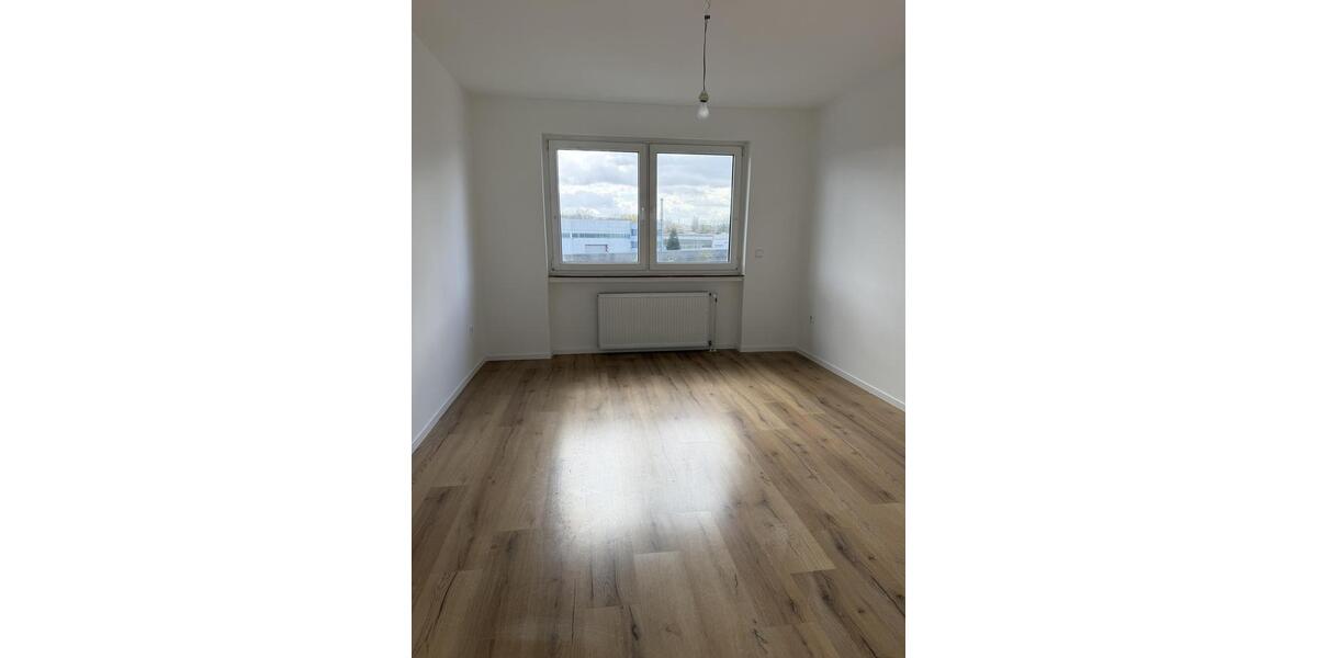 Etagenwohnung Schwerte - 4 Zimmer, 92 m&sup2;, 875&euro; | Angebot:25960176