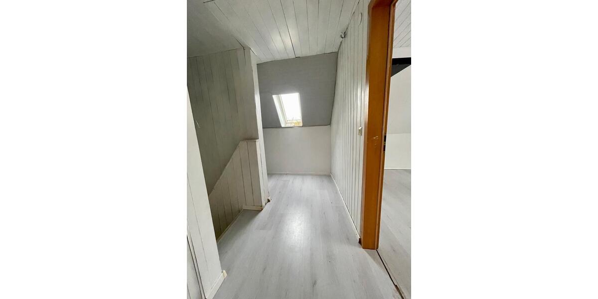 Etagenwohnung Herne Sodingen - 5.5 Zimmer, 122 m&sup2;, 1.100&euro; | Angebot:25844811