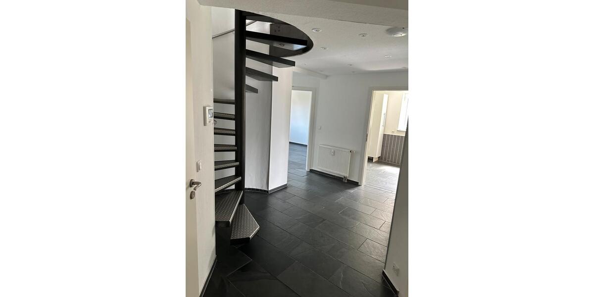 Einfamilienhaus Bochum Bochum-Südwest - 6.5 Zimmer, 200 m&sup2;, 1.952&euro; | Angebot:27615731