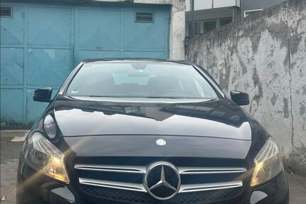 Mercedes-Benz A 180 220.000 km 7.650 &euro; Dortmund 44145