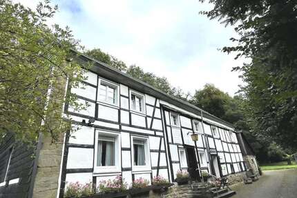 Haus Sprockhövel - 10 Zimmer, 236 m&sup2;, 441.000&euro; | Angebot:25197370
