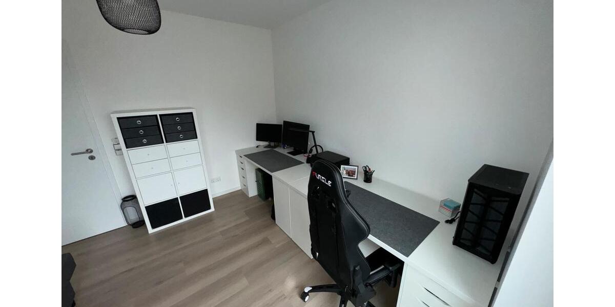 Etagenwohnung Dortmund Brackel - 3 Zimmer, 94 m&sup2;, 1.840&euro; | Angebot:25433406