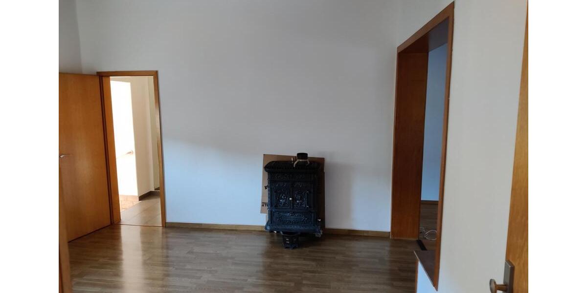 Erdgeschoßwohnung Schwerte - 3 Zimmer, 64 m&sup2;, 500&euro; | Angebot:27601187