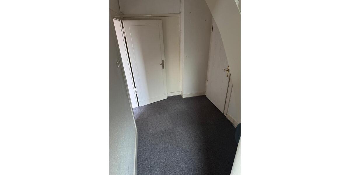 Dachgeschoßwohnung Gevelsberg - 2.5 Zimmer, 77 m&sup2;, 770&euro; | Angebot:25843790